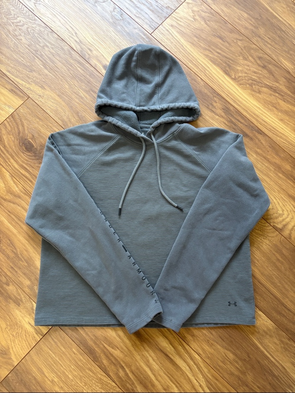 Under Armour Women’s Slate Gray Hooded Pullover Size L